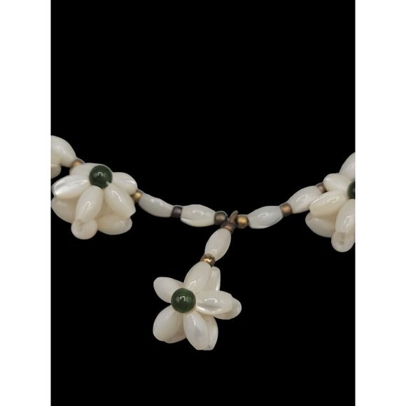 Carved Mother of Pearl Beaded Necklace Handcrafted Flower Jade Accent 16" Choker - Picture 2 of 8